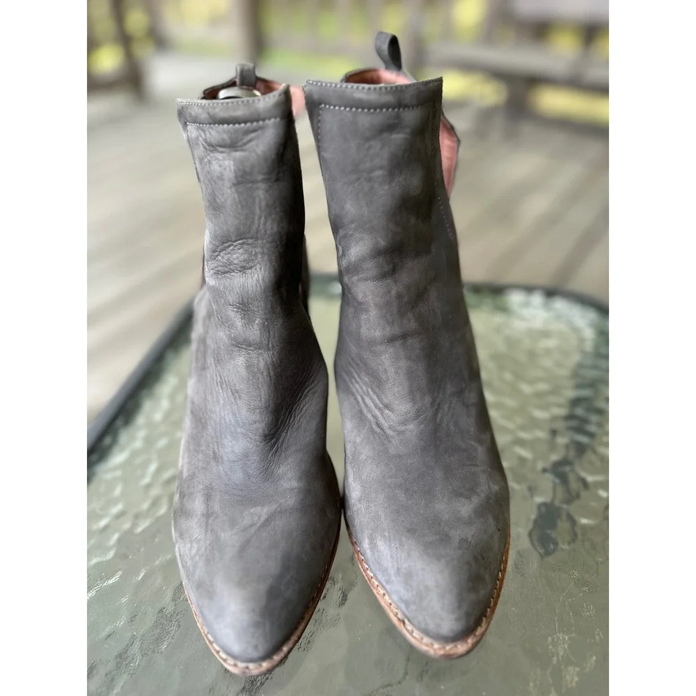 Jeffrey Campbell Gray Suede Leather Cutout Ankle Booties Wood Heel Size 9.5‎
